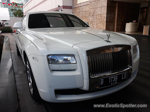 Rolls-Royce Ghost spotted in Jakarta, Indonesia