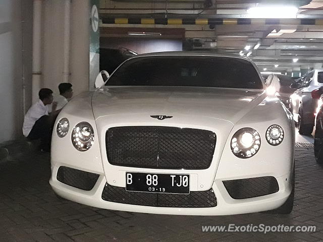 Bentley Continental spotted in Jakarta, Indonesia