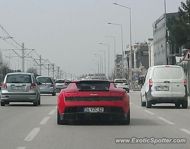 Lamborghini Gallardo spotted in Istanbul, Turkey