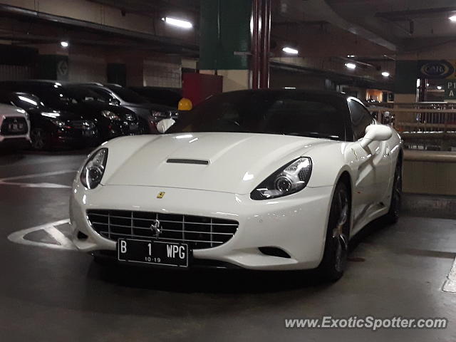 Ferrari California spotted in Jakarta, Indonesia