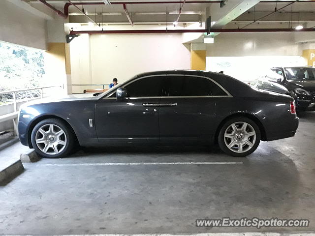 Rolls-Royce Ghost spotted in Jakarta, Indonesia