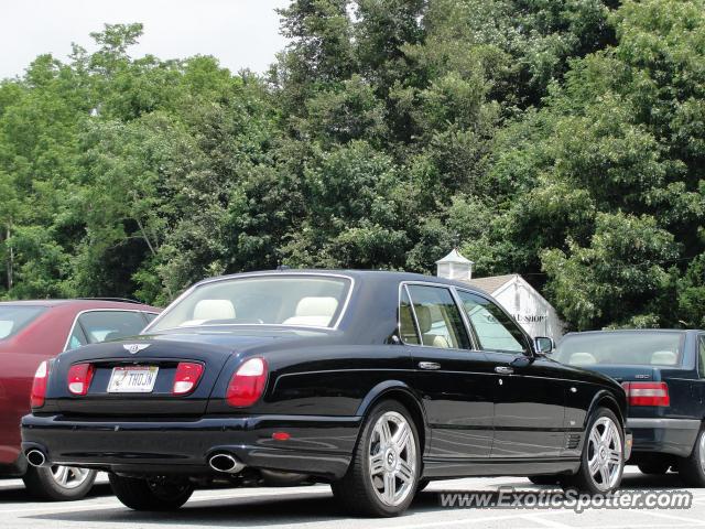 Bentley Arnage spotted in Cape cod, Massachusetts