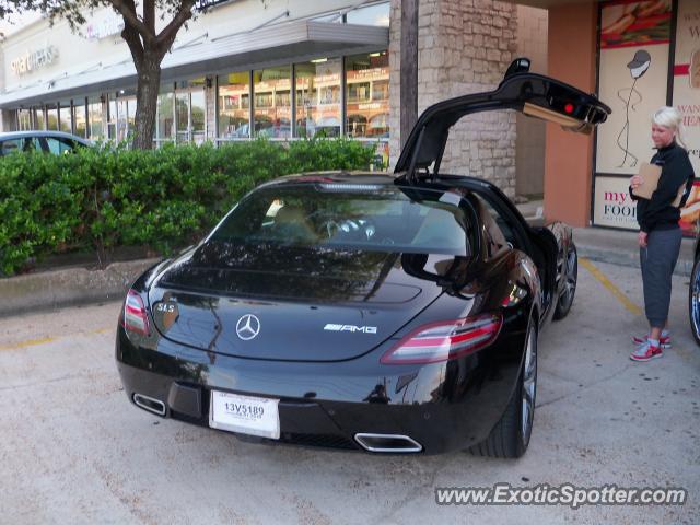 Mercedes SLS AMG spotted in Houston, Texas