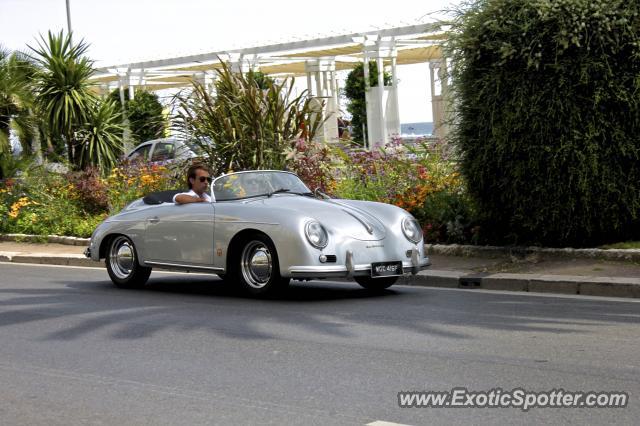 Porsche 911 spotted in Nice, France