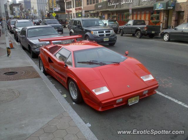 Lamborghini Countach spotted in Newark, New Jersey