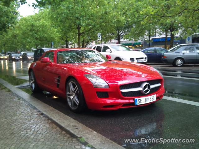 Mercedes SLS AMG spotted in Berlin, Germany