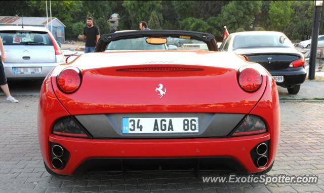 Ferrari California spotted in Istanbul, Turkey