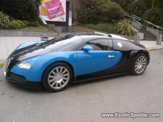 Bugatti Veyron spotted in Istanbul, Turkey