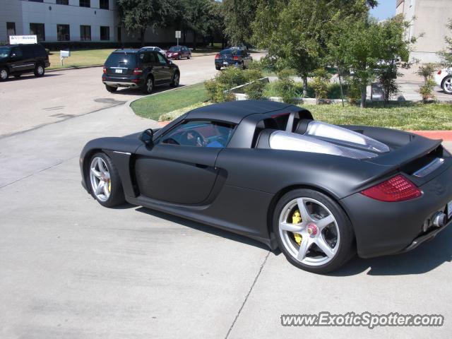 Porsche Carrera GT spotted in Plano, Texas