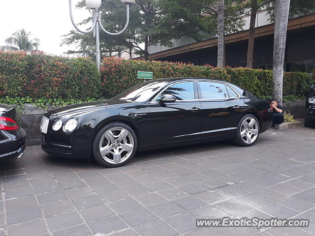 Bentley Flying Spur spotted in Jakarta, Indonesia