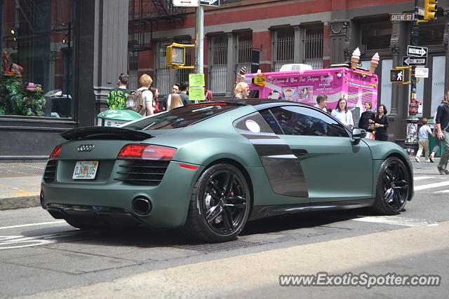 Audi R8 spotted in Manhattan, New York