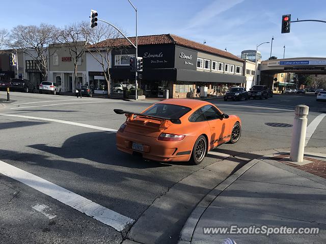 Porsche 911 GT3 spotted in San Mateo, California