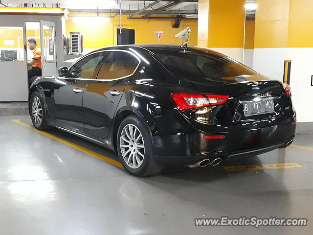 Maserati Ghibli spotted in Jakarta, Indonesia