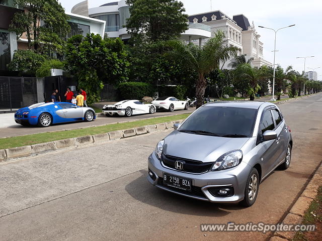 Mercedes AMG GT spotted in Jakarta, Indonesia