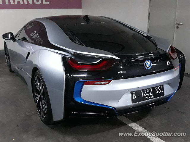 BMW I8 spotted in Jakarta, Indonesia