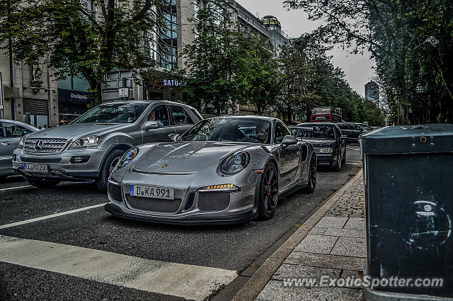 Porsche 911 GT3 spotted in Düsseldorf, Germany