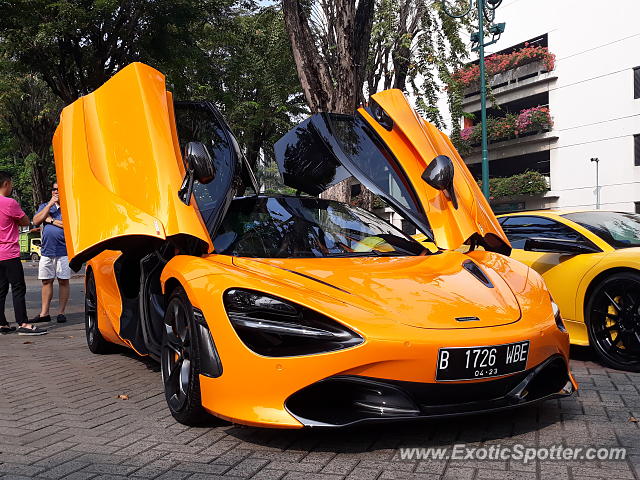 Mclaren 720S spotted in Jakarta, Indonesia