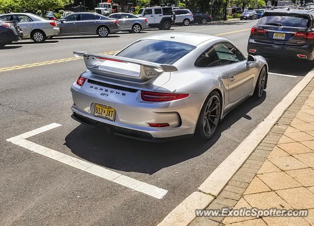 Porsche 911 GT3 spotted in Bernardsville, New Jersey