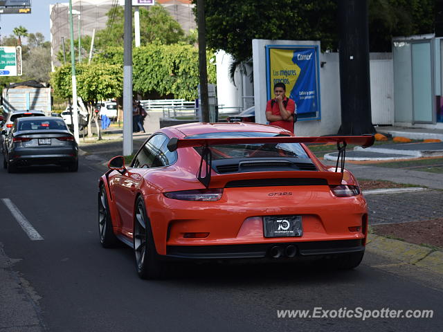 Porsche 911 GT3 spotted in Guadalajara, Mexico