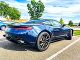 Aston Martin DB11