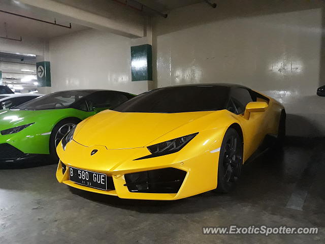 Lamborghini Huracan spotted in Jakarta, Indonesia