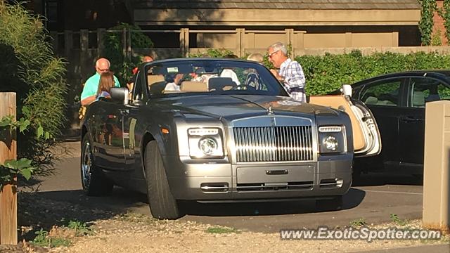 Rolls-Royce Phantom spotted in Stillwater, Minnesota