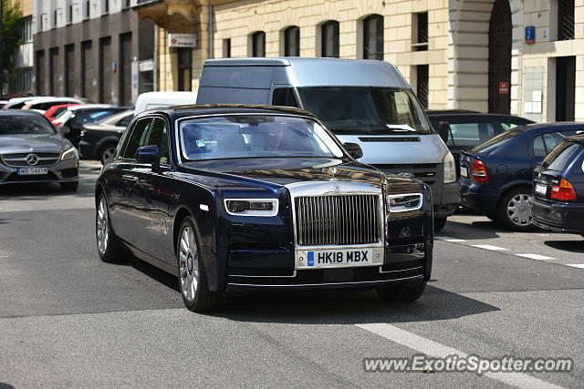 Rolls-Royce Phantom spotted in Warsaw, Poland