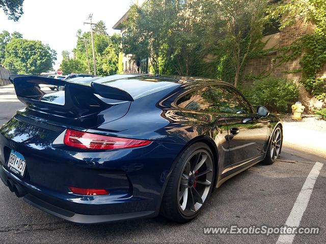 Porsche 911 GT3 spotted in Wayzata, Minnesota