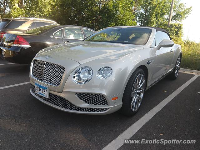 Bentley Continental spotted in Wayzata, Minnesota