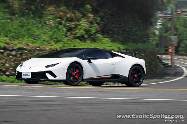 Lamborghini Huracan spotted in Taipei, Taiwan