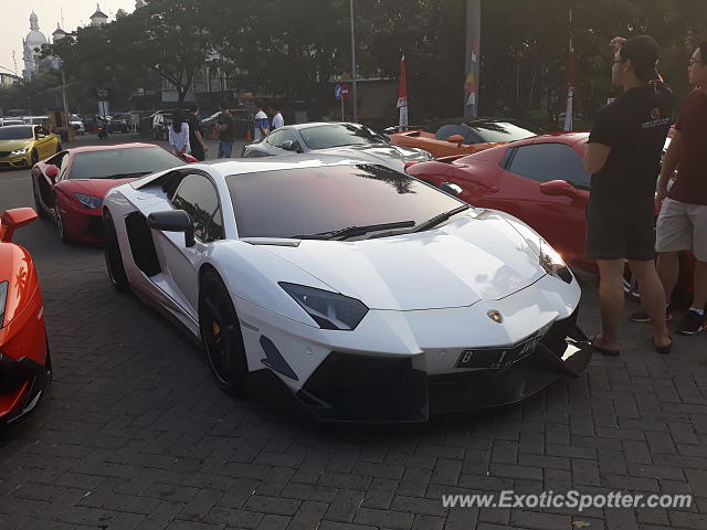 Lamborghini Aventador spotted in Jakarta, Indonesia