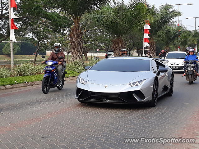 Lamborghini Huracan spotted in Jakarta, Indonesia