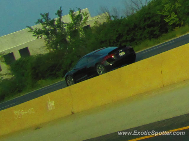 Audi R8 spotted in Chicago, Illinois