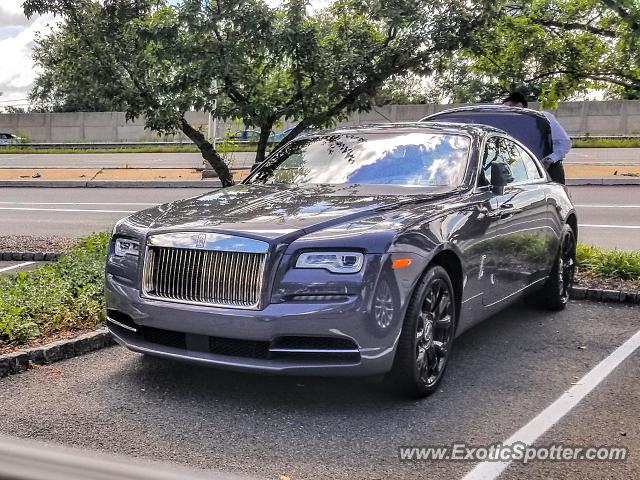 Rolls-Royce Wraith spotted in Short Hills, New Jersey