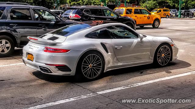 Porsche 911 Turbo spotted in Manhattan, New York