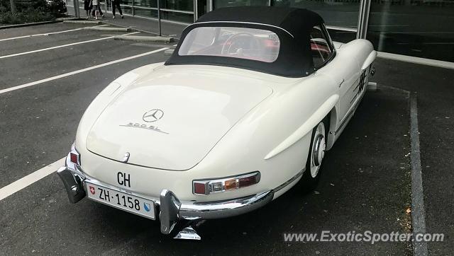 Mercedes 300SL spotted in Zurich, Switzerland