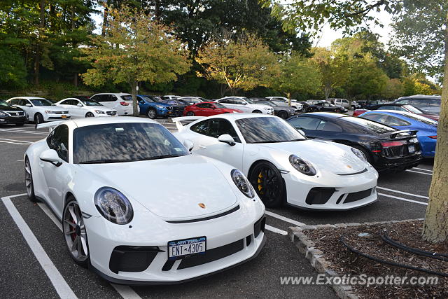 Porsche 911 GT3 spotted in Manhasset, New York