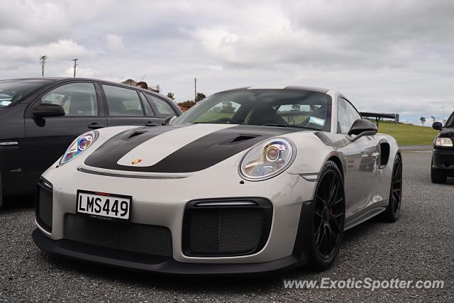 Porsche 911 GT2 spotted in Auckland, New Zealand