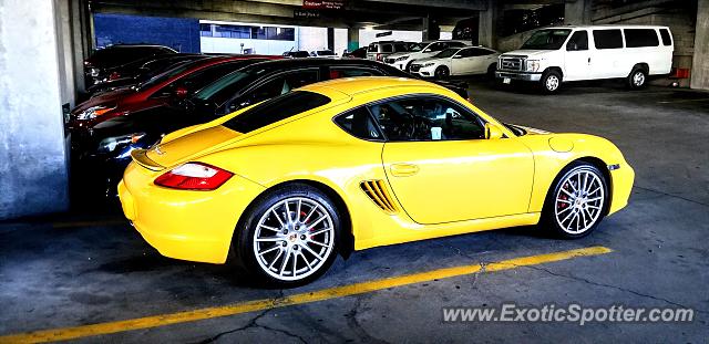 Porsche Cayman GT4 spotted in Columbus, Ohio