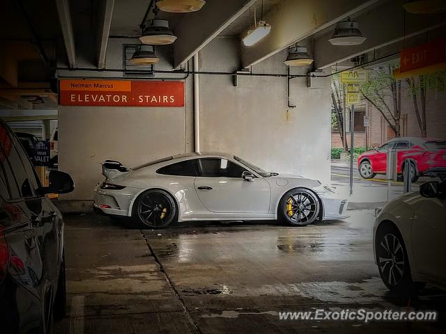 Porsche 911 GT3 spotted in Short Hills, New Jersey