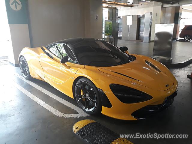 Mclaren 720S spotted in Jakarta, Indonesia