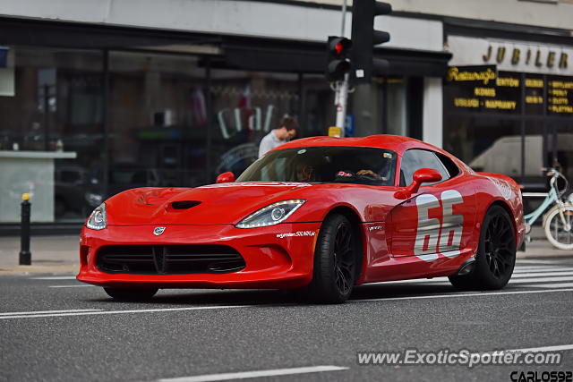 Dodge Viper spotted in Warsaw, Poland