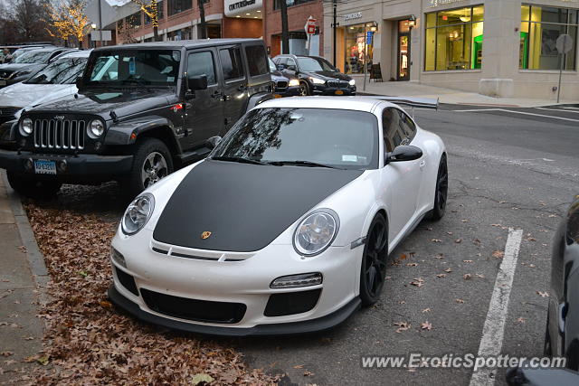 Porsche 911 GT3 spotted in Greenwich, Connecticut