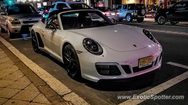 Porsche 911 spotted in Bernardsville, New Jersey