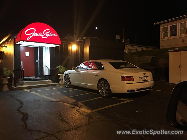 Bentley Flying Spur spotted in Des Moines, Iowa