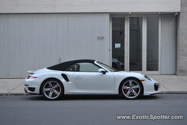 Porsche 911 Turbo spotted in Manhattan, New York