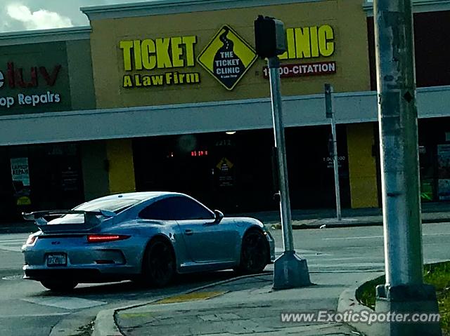 Porsche 911 GT3 spotted in Ft Lauderdale, Florida