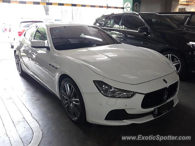 Maserati Ghibli spotted in Jakarta, Indonesia