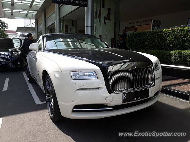 Rolls-Royce Wraith spotted in Jakarta, Indonesia