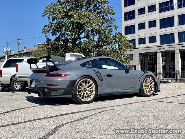 Porsche 911 GT2 spotted in Dallas, Texas